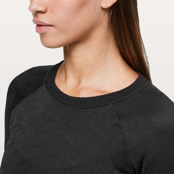 Lululemon Rest Less Pullover Long Sleeve Top in Black - Size 8 - Picture 5 of 5